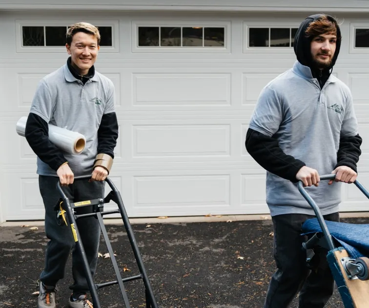 Mount Si Movers crew with moving dollies